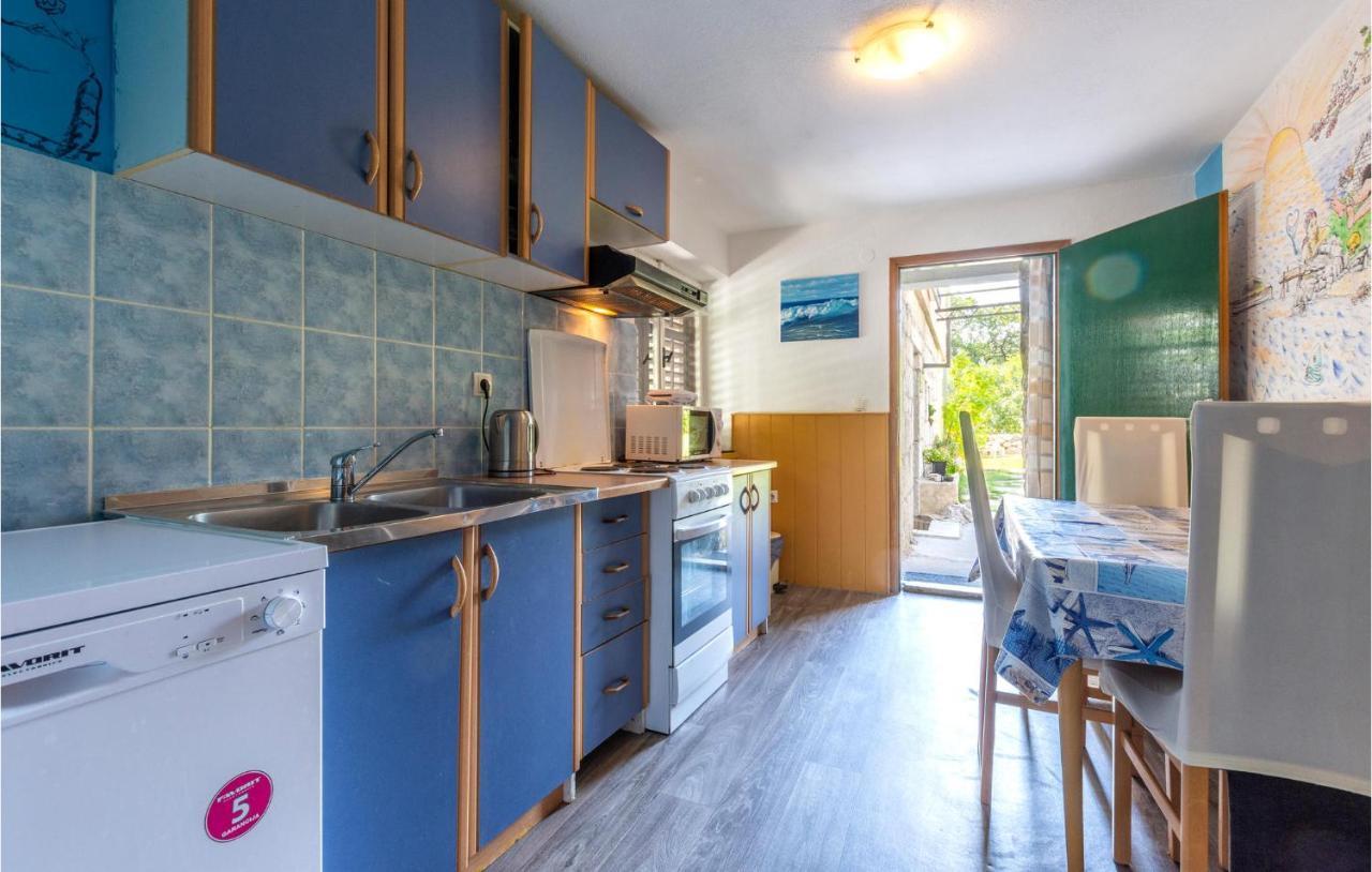 Lovely Apartment In Omis With Kitchen Εξωτερικό φωτογραφία