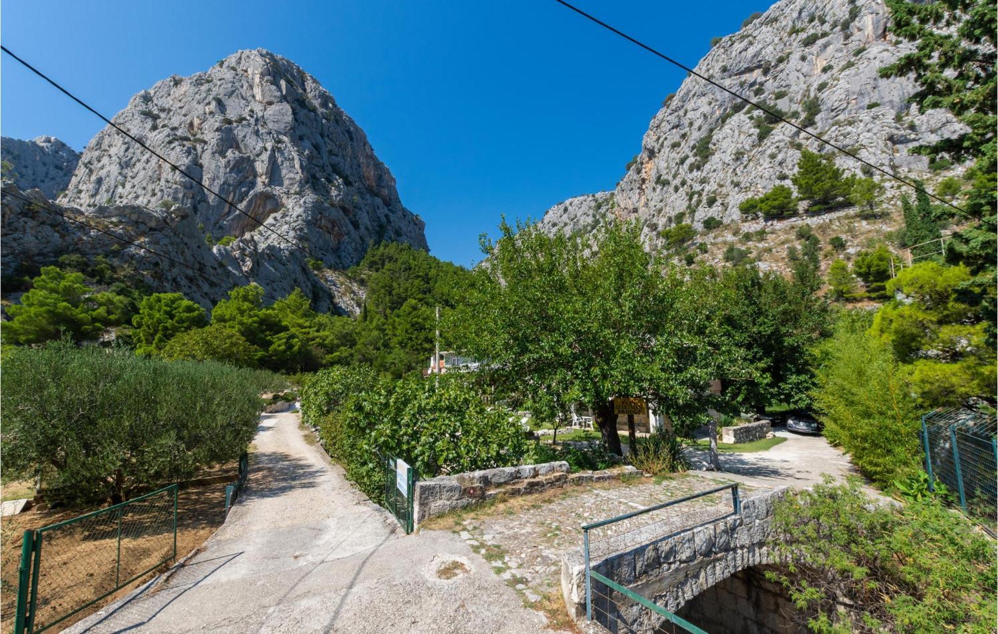 Lovely Apartment In Omis With Kitchen Εξωτερικό φωτογραφία