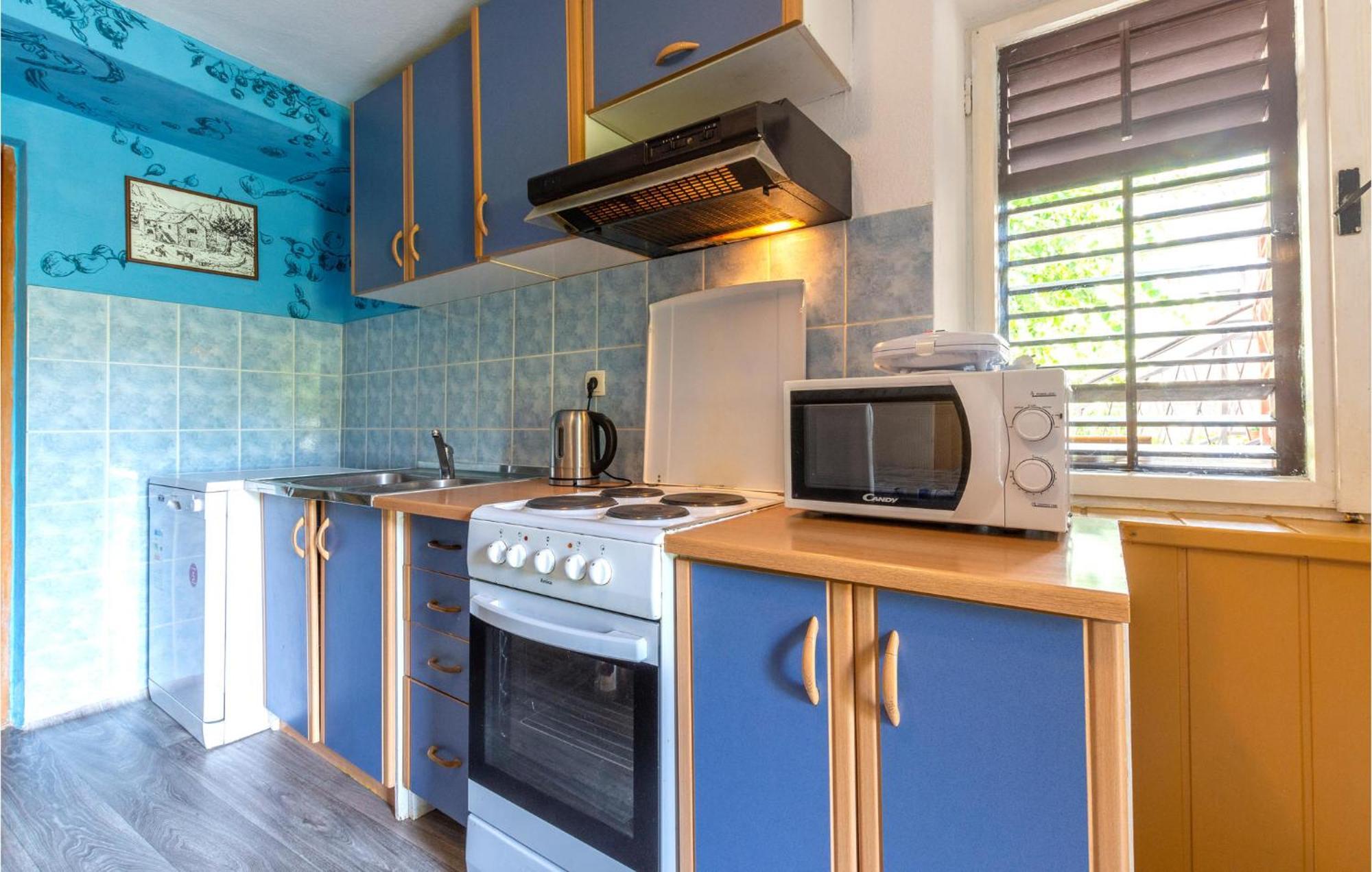 Lovely Apartment In Omis With Kitchen Εξωτερικό φωτογραφία