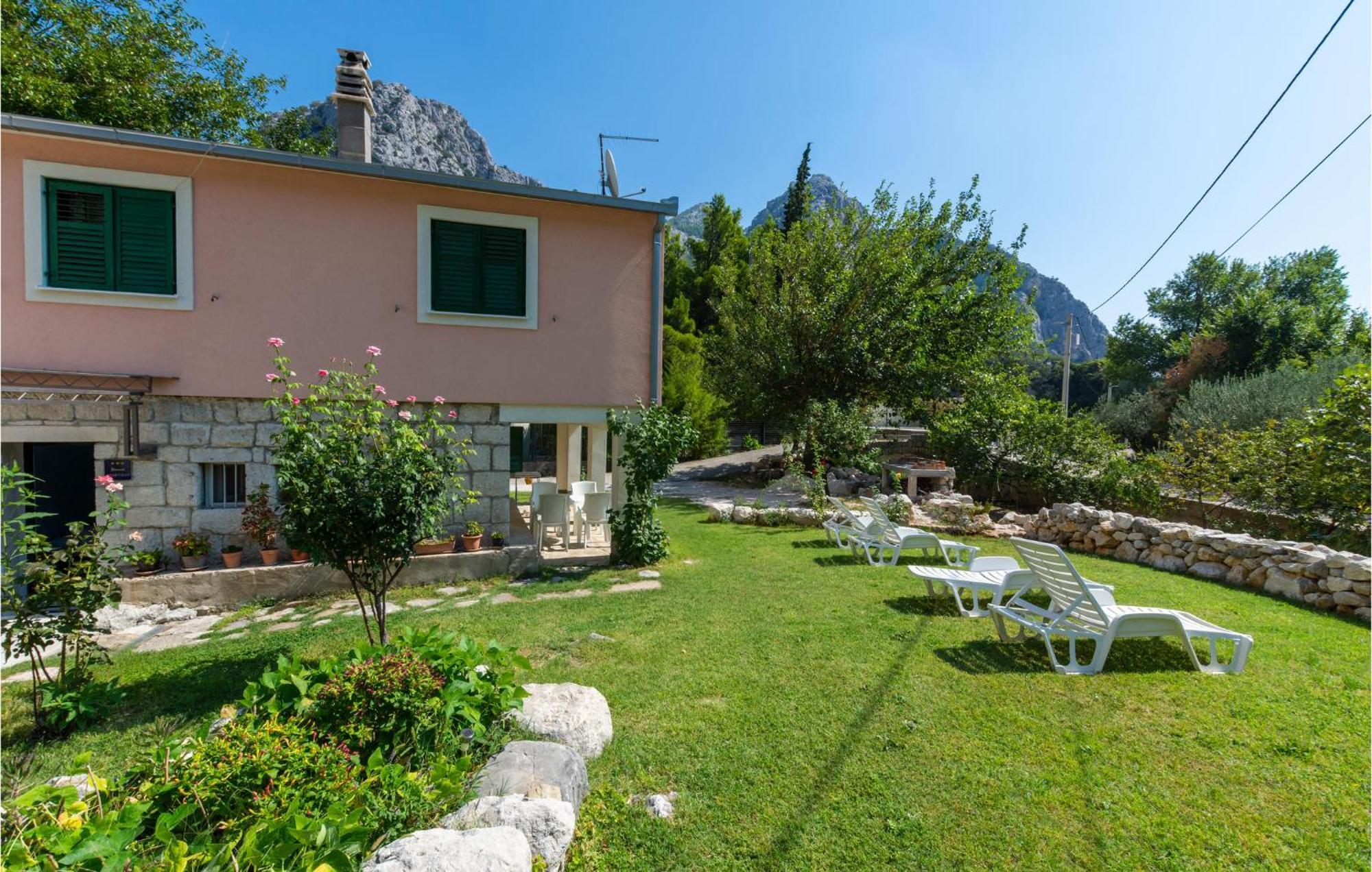 Lovely Apartment In Omis With Kitchen Εξωτερικό φωτογραφία