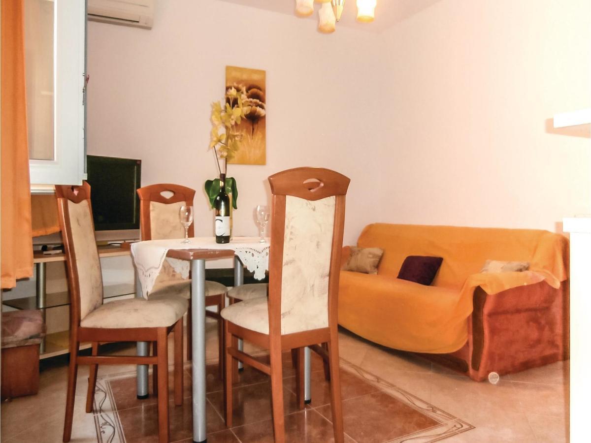 Lovely Apartment In Omis With Kitchen Εξωτερικό φωτογραφία