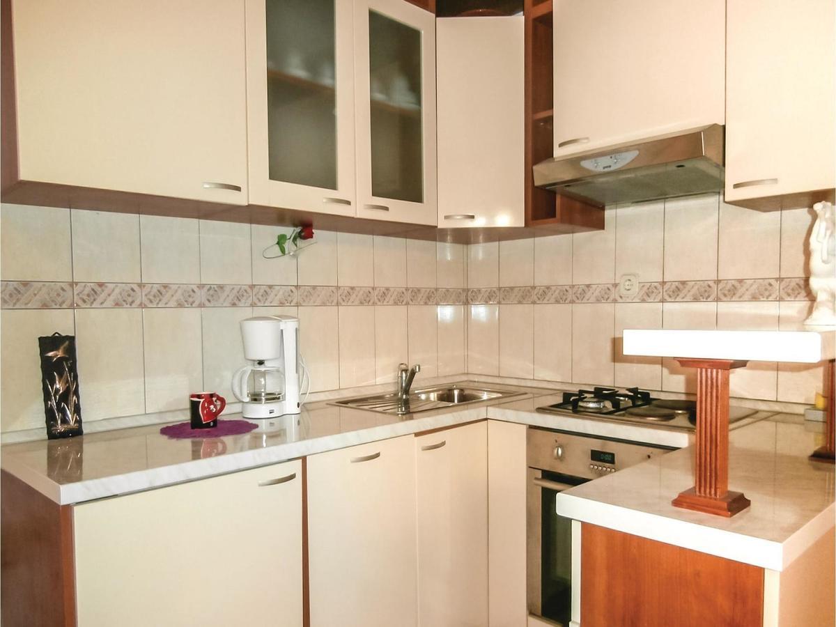 Lovely Apartment In Omis With Kitchen Εξωτερικό φωτογραφία
